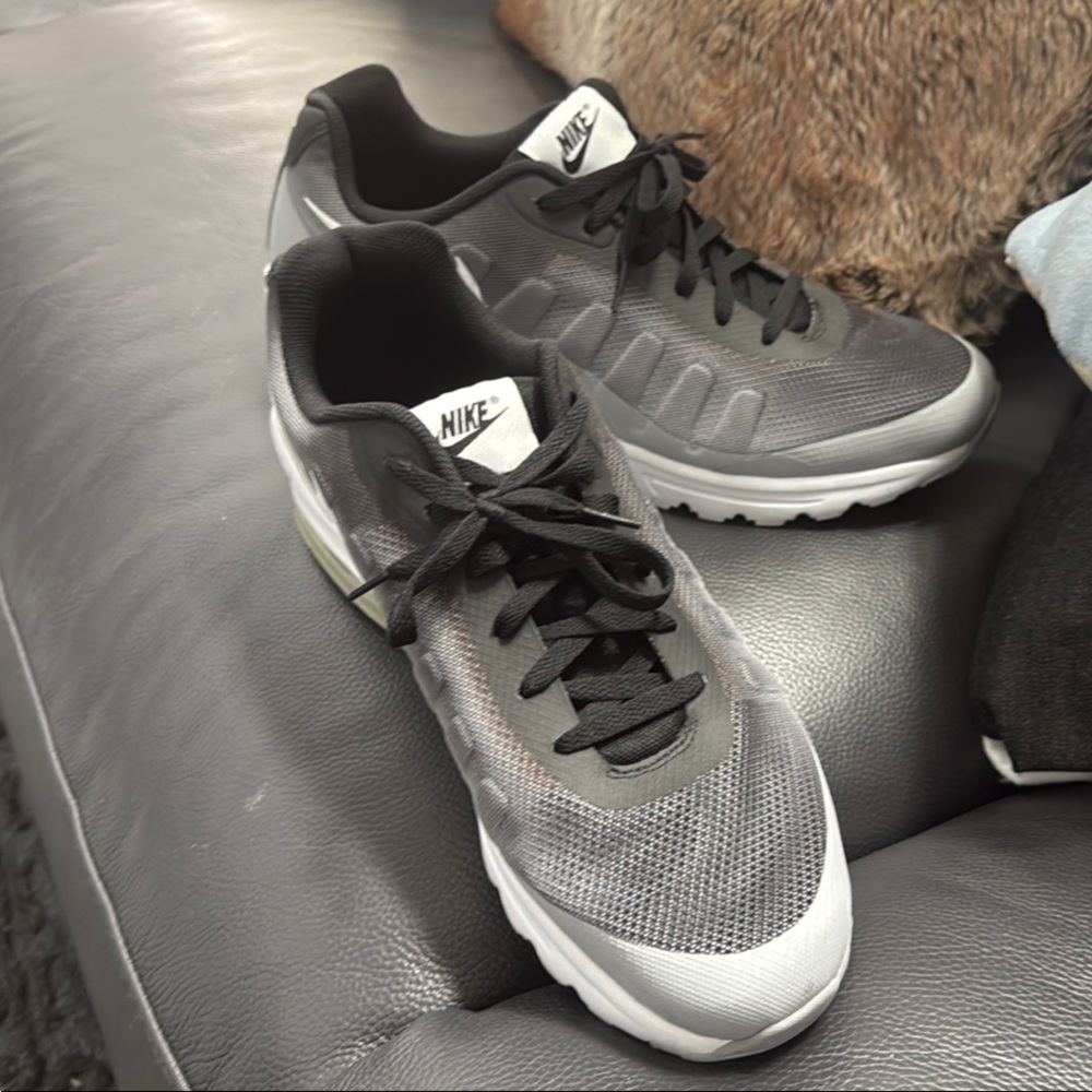 Nike Gray and White Sneakers with Mesh Upper